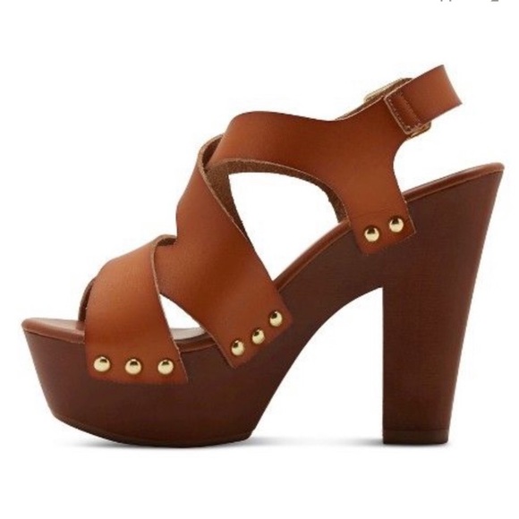 Mossimo Supply Co. Shoes - ✨NWOT Mossimo Sheila Platform Sandal